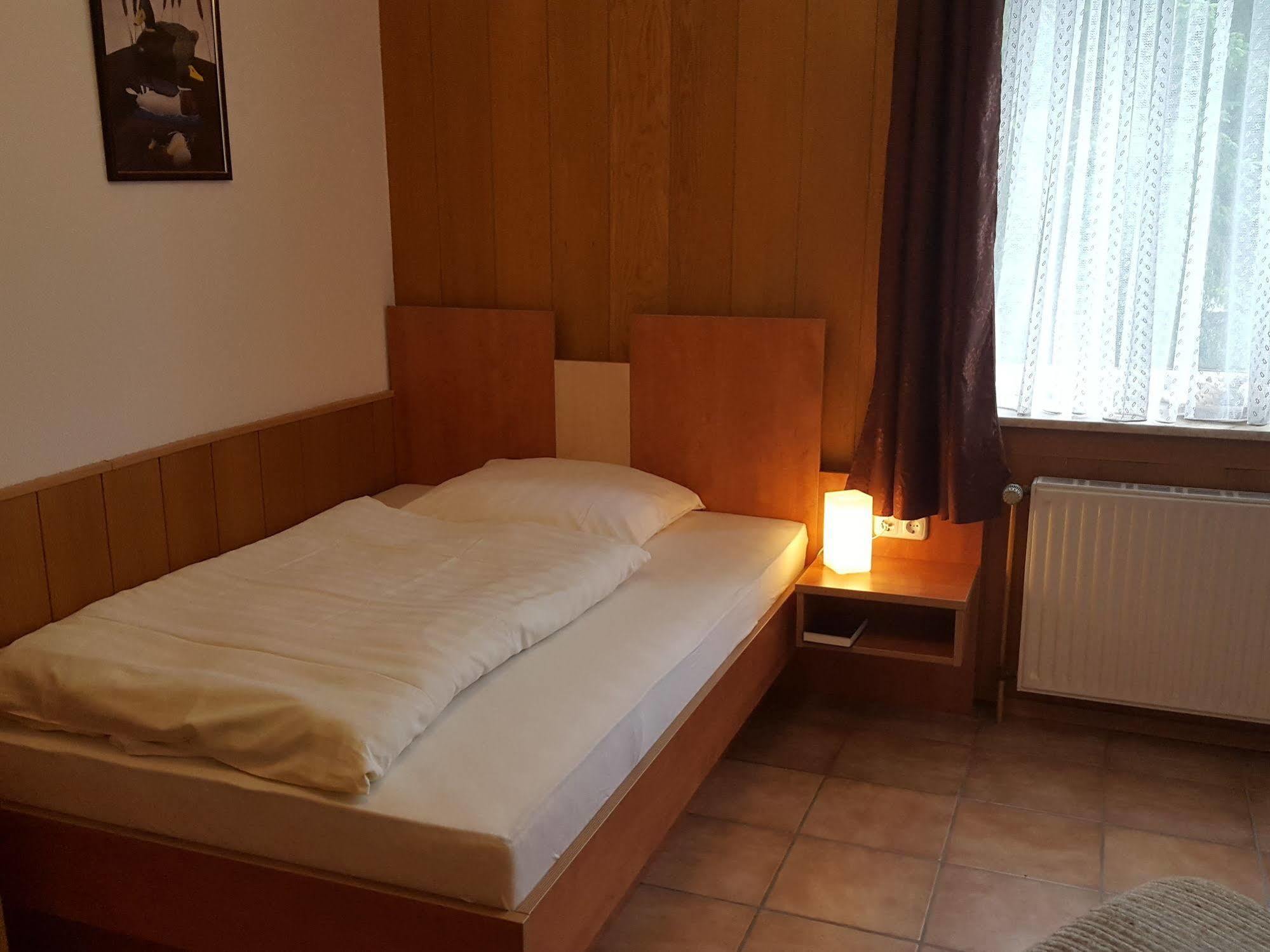 Waldhotel Zur Holzmuhle Eldagsen Esterno foto