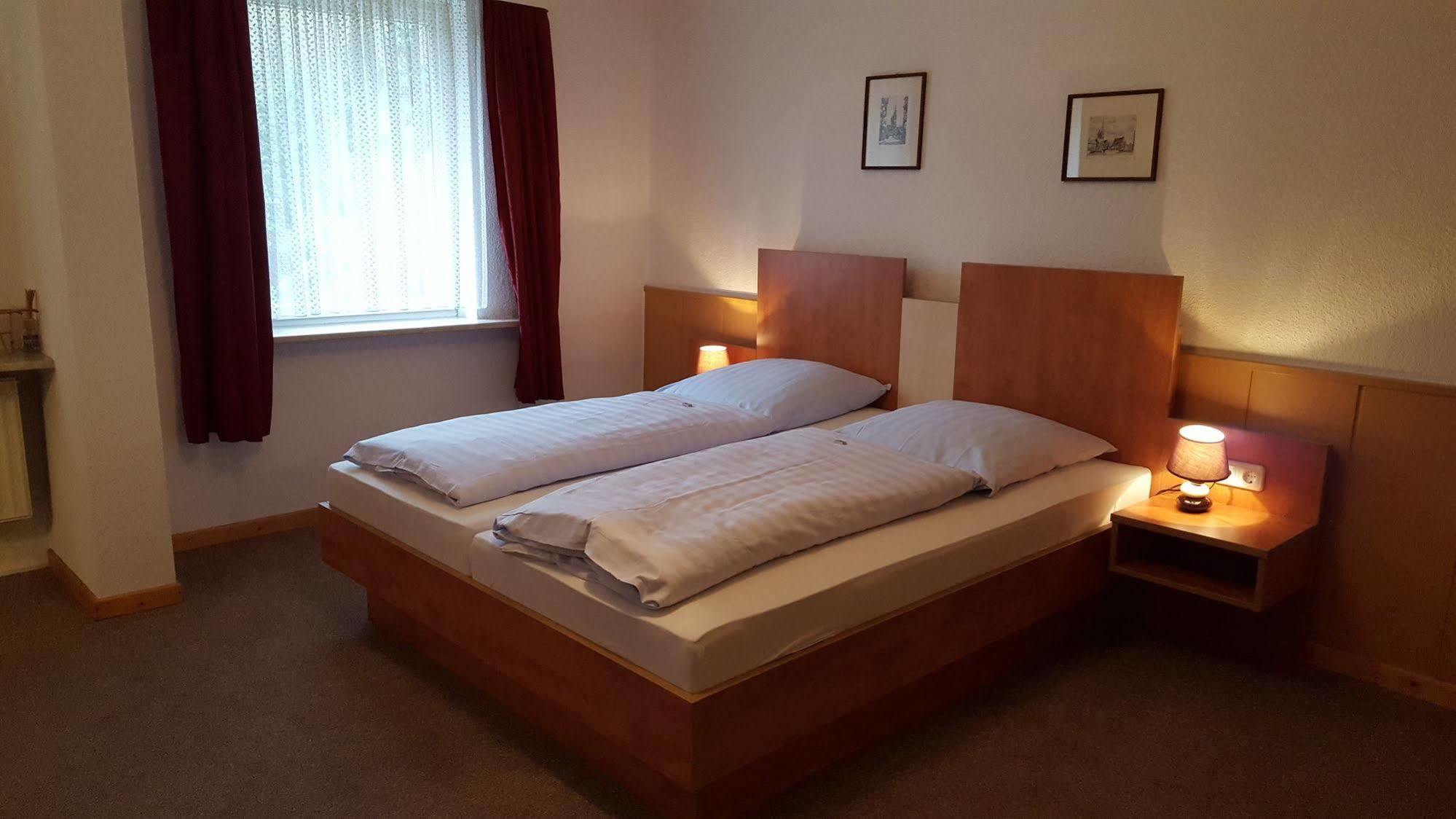 Waldhotel Zur Holzmuhle Eldagsen Esterno foto